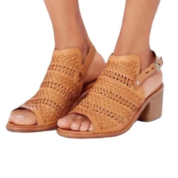 NWT Rag & bone tan leather sandals size 10 NIB - Picture 2 of 10